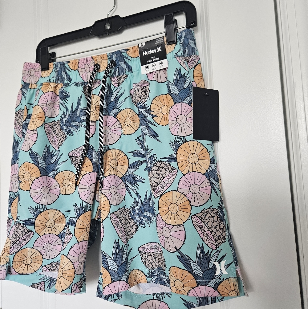 NWT Mens Hurley Volley Swim Shorts With Comfort Liner Size Small